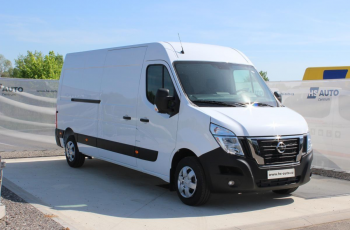 Nissan NV400