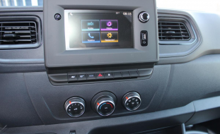Nissan NV400